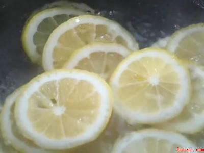 柠檬是怎么吃的（柠檬是怎么吃的具体操作步骤）