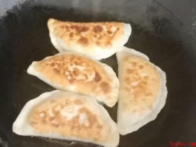 韭菜盒子怎么做好吃又松软