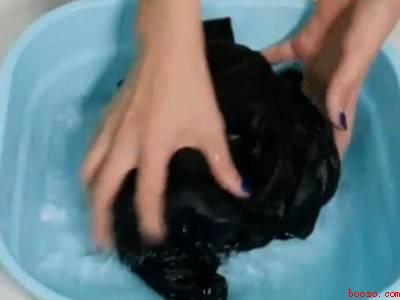 如何去除衣服上的汗臭味