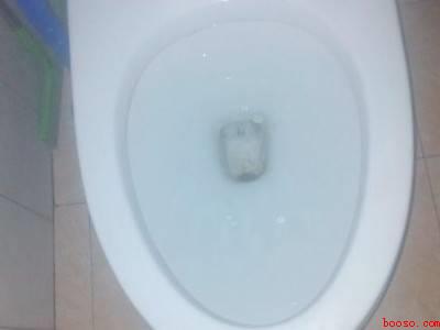 厕所被堵怎样快速疏通厕所