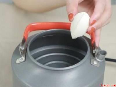 百合花粉弄白色衣服上怎么洗