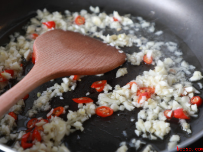 蒜香鲍鱼的制作方法