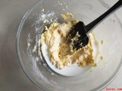 爆浆蛋糕怎么吃