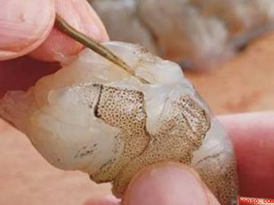 活虾怎么快速剥虾壳