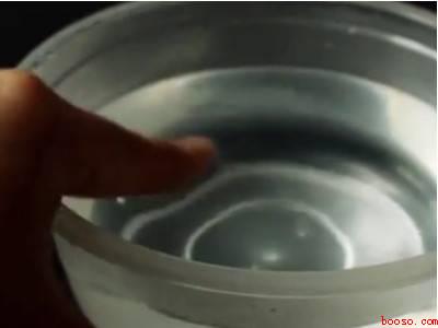 油性原胶弄到手上怎么去除