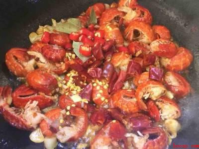 香辣虾尾的家常做法