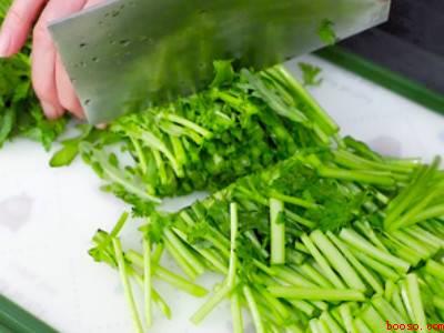 茼蒿怎样炒好吃