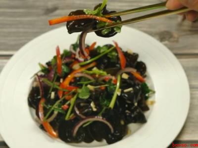 木耳怎么吃好吃又简单