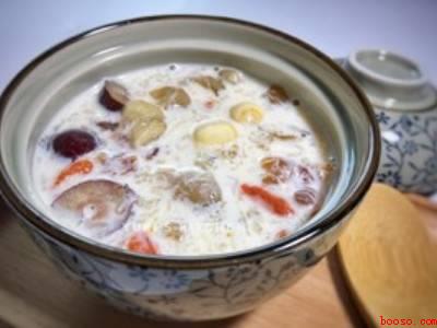 桃胶雪燕皂角米的做法煮多久