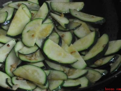 毛节瓜怎么做好吃（毛节瓜怎么做好吃共5个步骤）