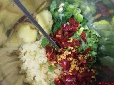 脱骨鸡爪怎么弄才好吃又简单