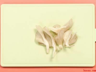 蘑菇怎么炒好吃又简单的做法