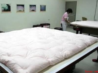 蚕茧怎么抽丝做蚕丝被