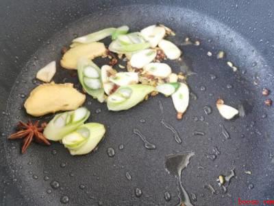 炸好的鱼怎么炖好吃又简单