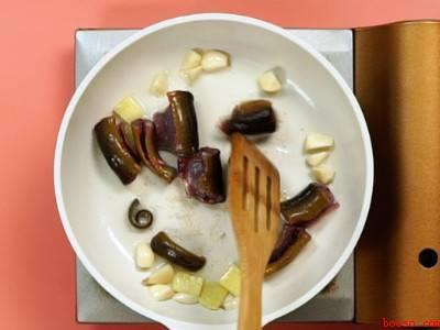 小黄鳝怎么做才好吃