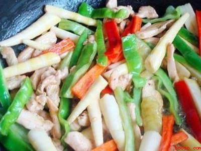 鸡肉怎么炒好吃又嫩
