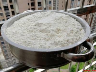 小麦粉怎么变低筋面粉