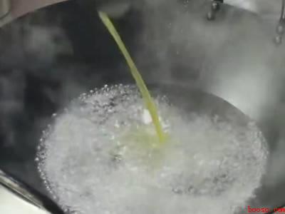 豆角怎样煮翠绿不变色