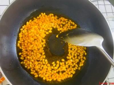 爆米花怎么上焦糖