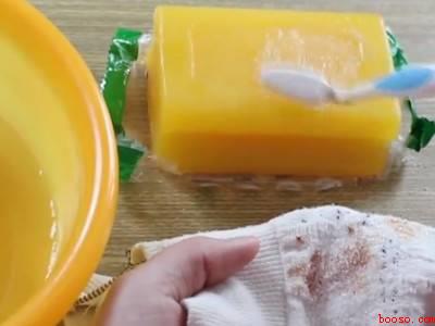 樱桃水弄到白衣服上怎么洗