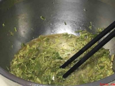 怎么炒香椿鸡蛋