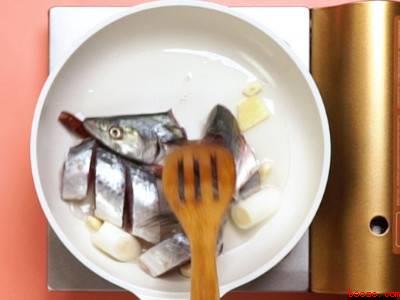 燕鲅鱼怎么做好吃(燕鲅鱼怎么做好吃共有五步)