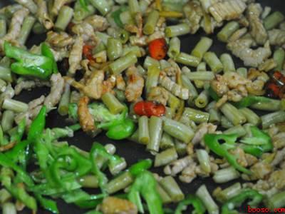 酸豆角怎么炒好吃的做法家常