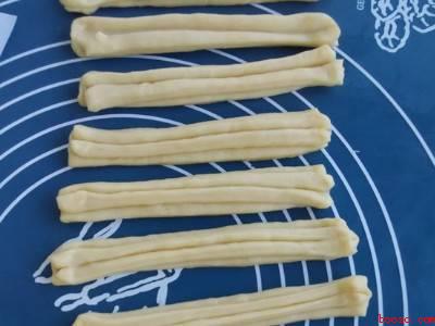 在家炸油条的做法和配方