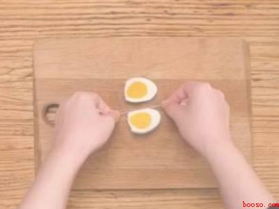 拌鸡蛋怎么做的(拌鸡蛋怎么做的具体操作步骤)