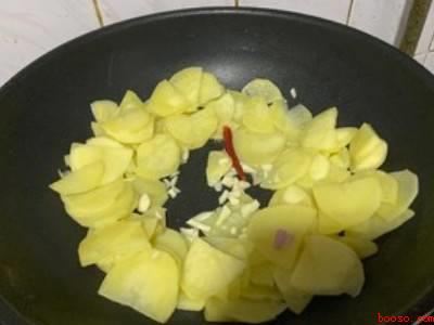 土豆洋葱怎么做好吃又简单