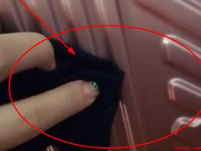 凹凸不平的行李箱怎么贴纸