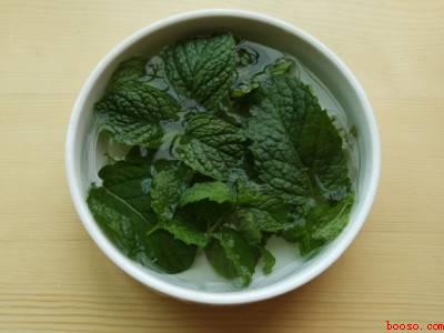 薄荷艾草膏的做法