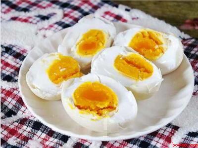 怎样盐腌鸭蛋好吃有油