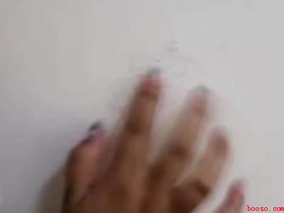 蚊子拍死在墙上擦不掉怎么办