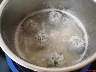 鱼丸子汤怎么做好吃又简单