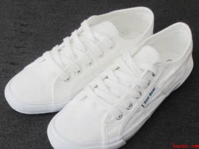 帆布鞋串色的处理办法