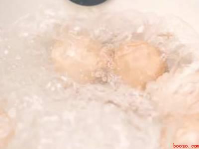 拌鸡蛋怎么做的(拌鸡蛋怎么做的具体操作步骤)