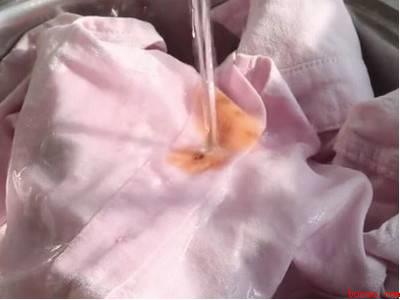 桑蚕丝油渍局部怎么洗