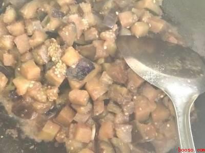 炒茄子怎么做好吃又简单又好吃