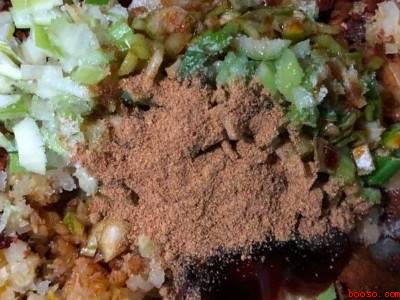 酸菜油滋啦馅怎么调好吃