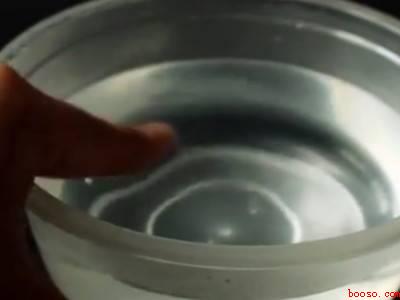 粘蝇板的胶粘手上怎么洗掉