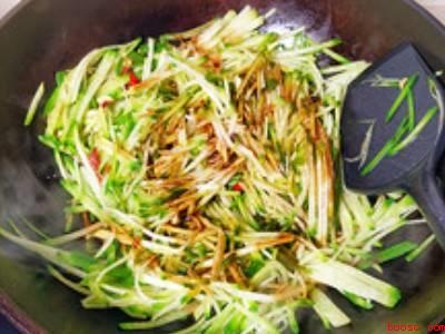 青萝卜怎么炒才好吃