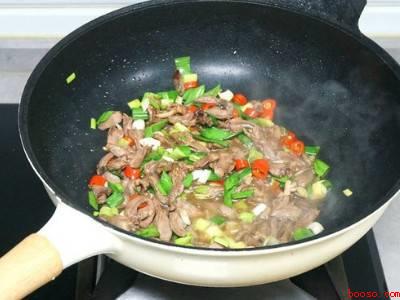 爆炒鸡心要用热水焯一下吗