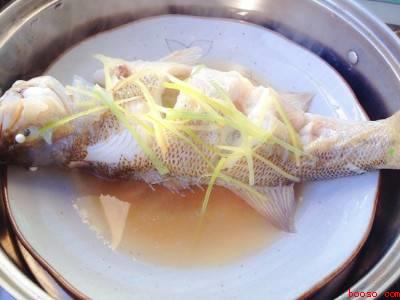 鲈鱼怎么吃