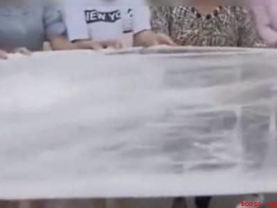 蚕茧怎么抽丝做蚕丝被