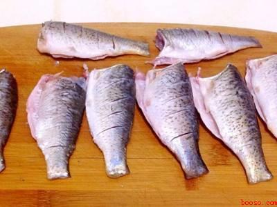 二三两的小鲤鱼怎么做好吃