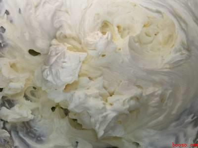 淡奶油是怎么提炼的(淡奶油是怎么提炼的具体操作步骤)