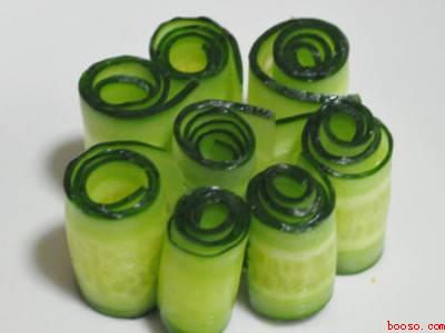 怎么吃皮蛋（怎么吃皮蛋共有3步,皮蛋可做成）