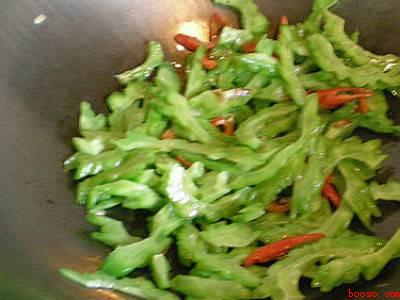 辣椒炒苦瓜怎么炒好吃