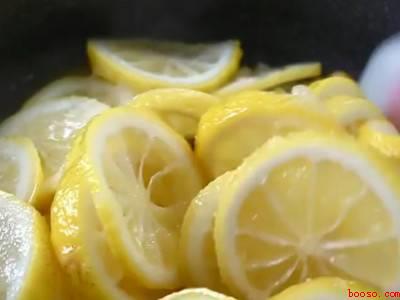 柠檬是怎么吃的（柠檬是怎么吃的具体操作步骤）